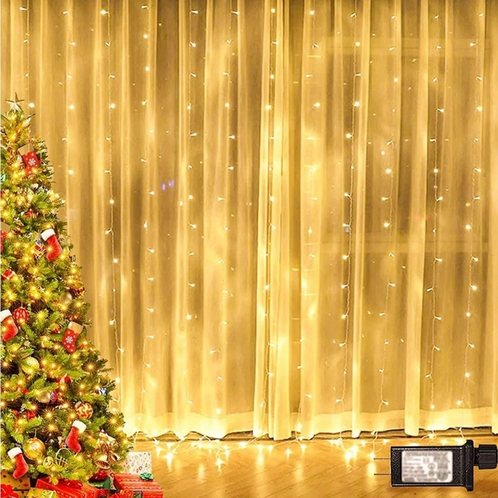 NWT Twinkle Star 300 LED Window Curtain String Light